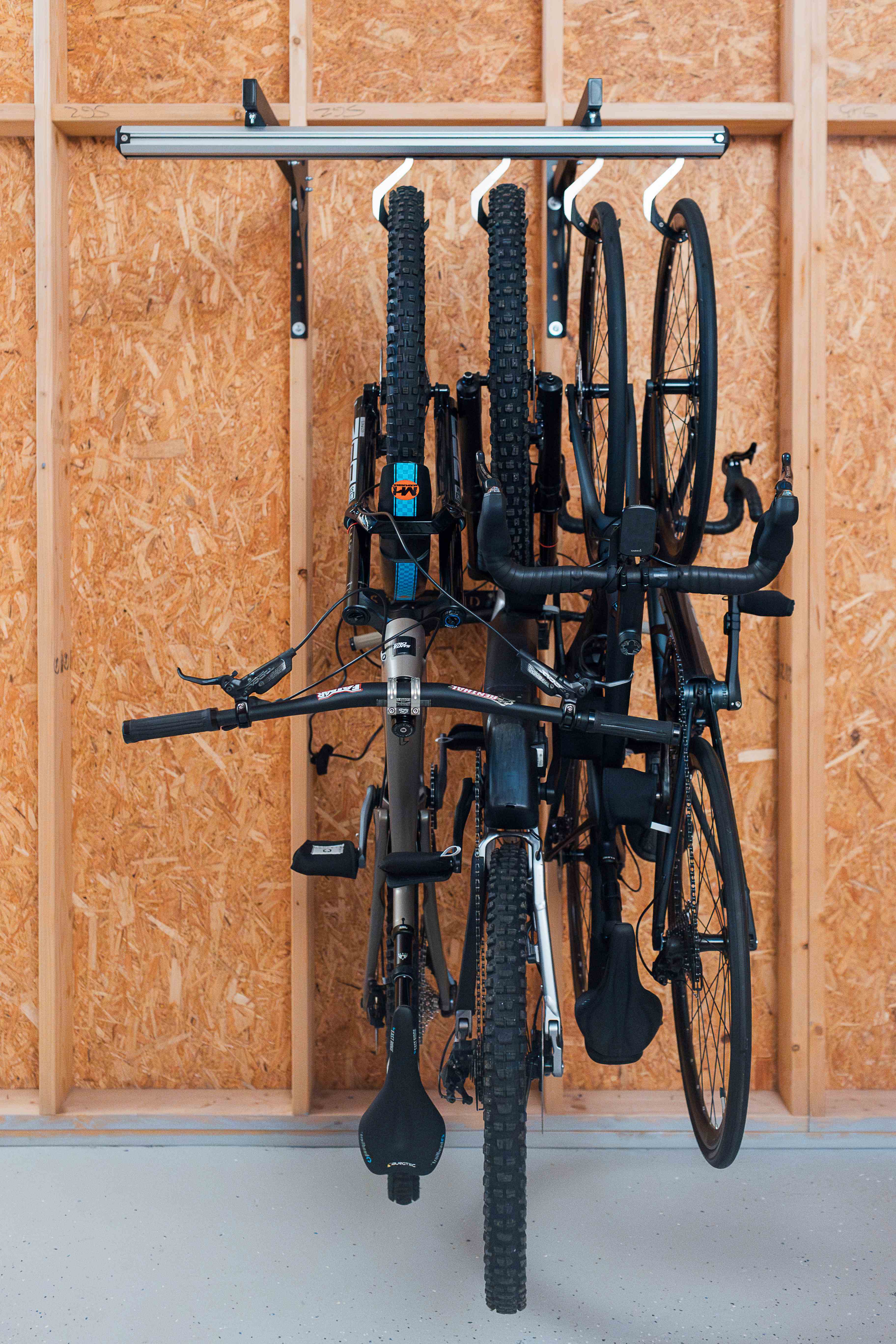 Easy to set up and use bicycle storage with the SpaceRail Storage System
